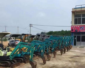 微型挖掘機(jī)租賃 高效靈活，助力各類拆除與土石方工程施工